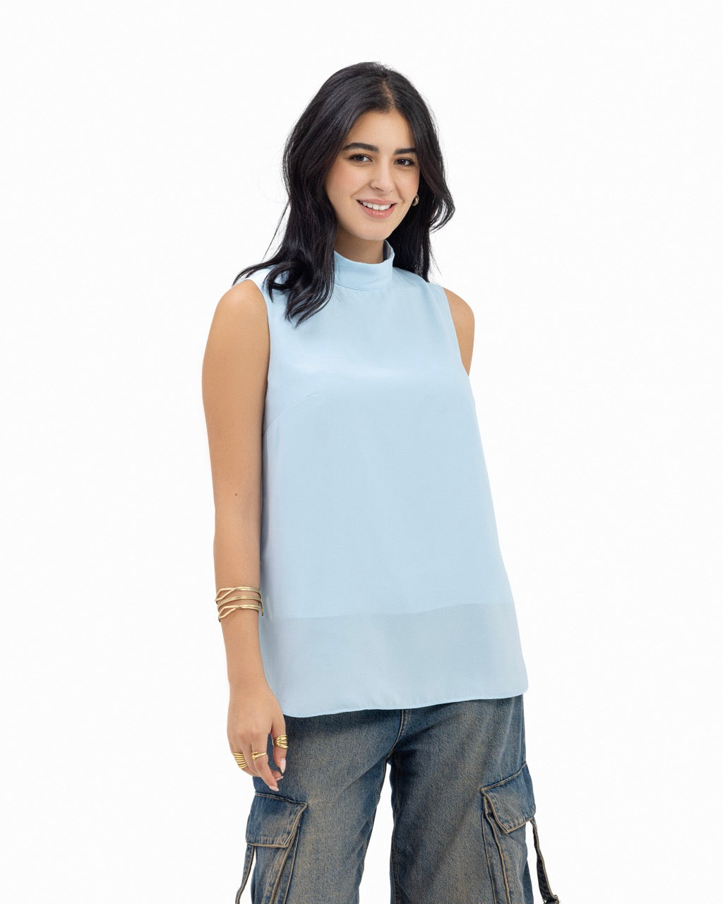 Sleeveless Crepe Turtleneck Short-length Top