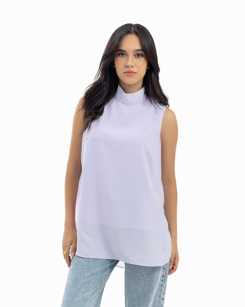 Sleeveless Crepe Turtleneck Short-length Top