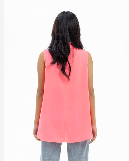 Sleeveless Crepe Turtleneck Short-length Top