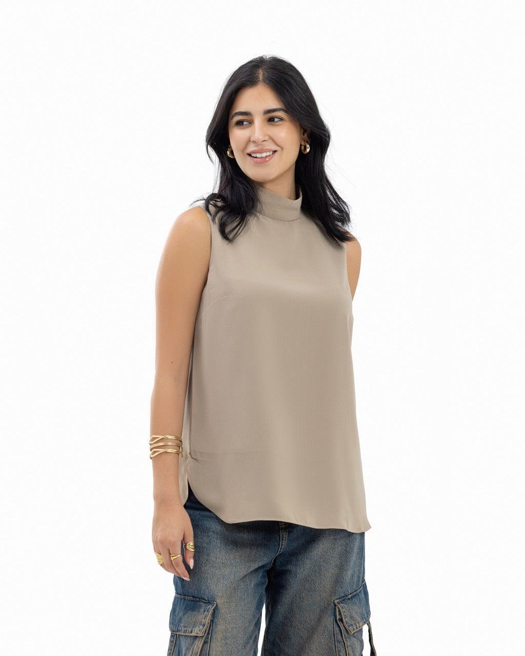 Coffee Sleeveless Crepe Turtleneck Short-length Top