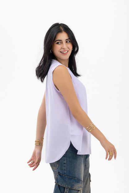 Lavender Sleeveless Crepe Crewneck Short-length Top