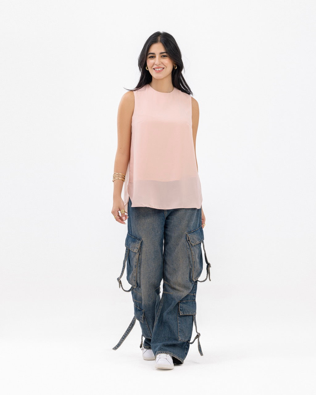 Peach Sleeveless Crepe Crewneck Short-length Top