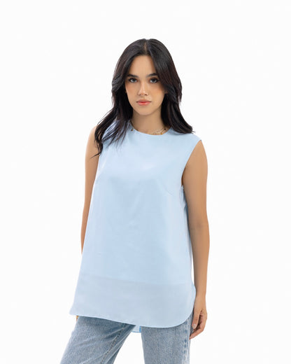 Sky Blue Sleeveless Crepe Crewneck Short-length Top