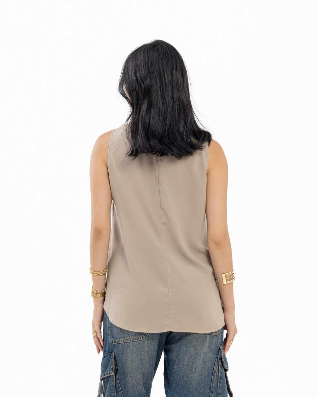 Coffee Sleeveless Crepe Crewneck Short-length Top