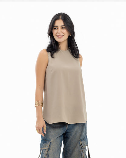 Coffee Sleeveless Crepe Crewneck Short-length Top