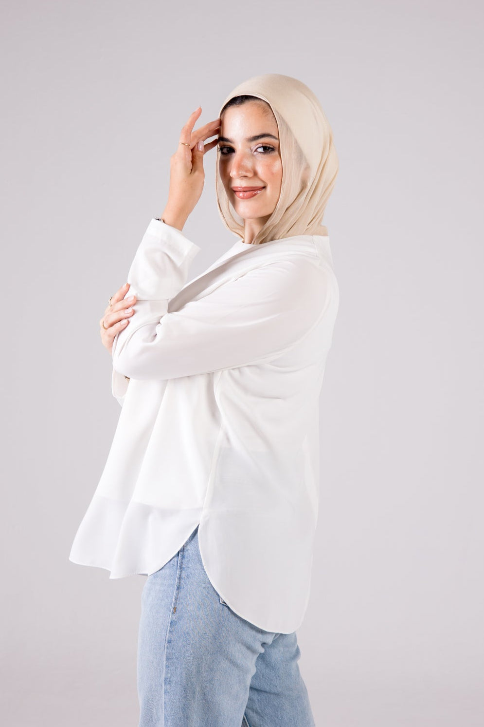 Dressy Short-length Long-sleeve crewneck - Monochrome