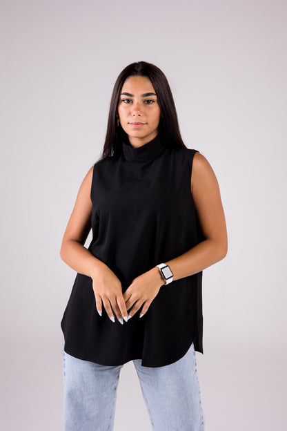 Sleeveless Crepe Turtleneck Short-length Top