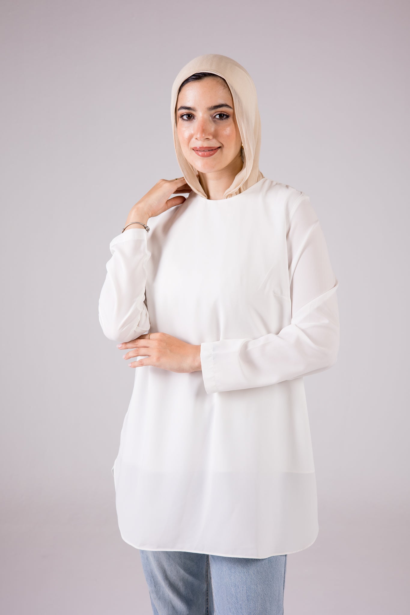 Dressy Top Medium Length Long Sleeve crewneck - Monochrome