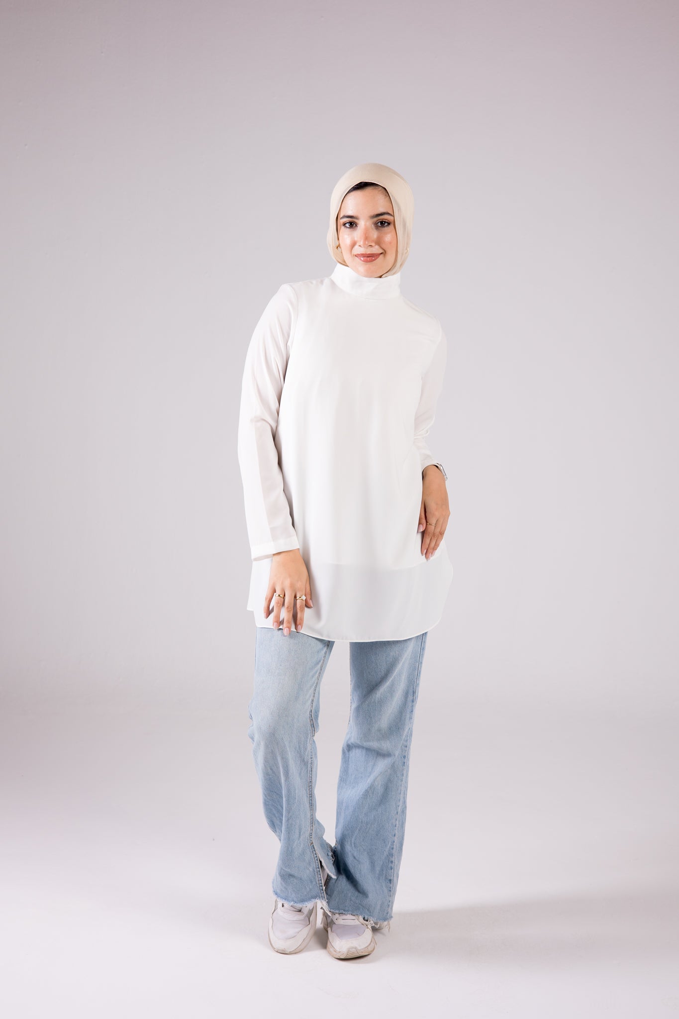 Long-sleeve Crepe Turtleneck Medium-length Top