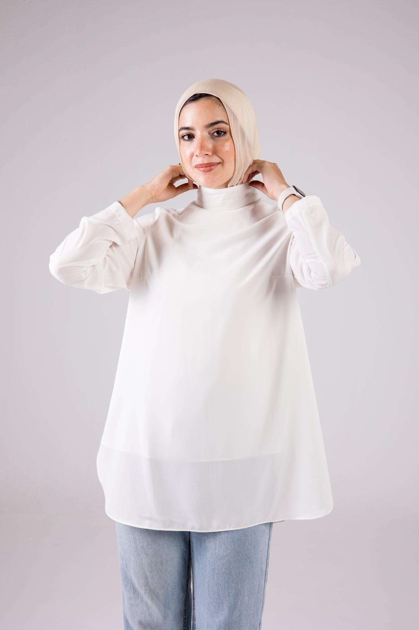 Long-sleeve Crepe Turtleneck Medium-length Top