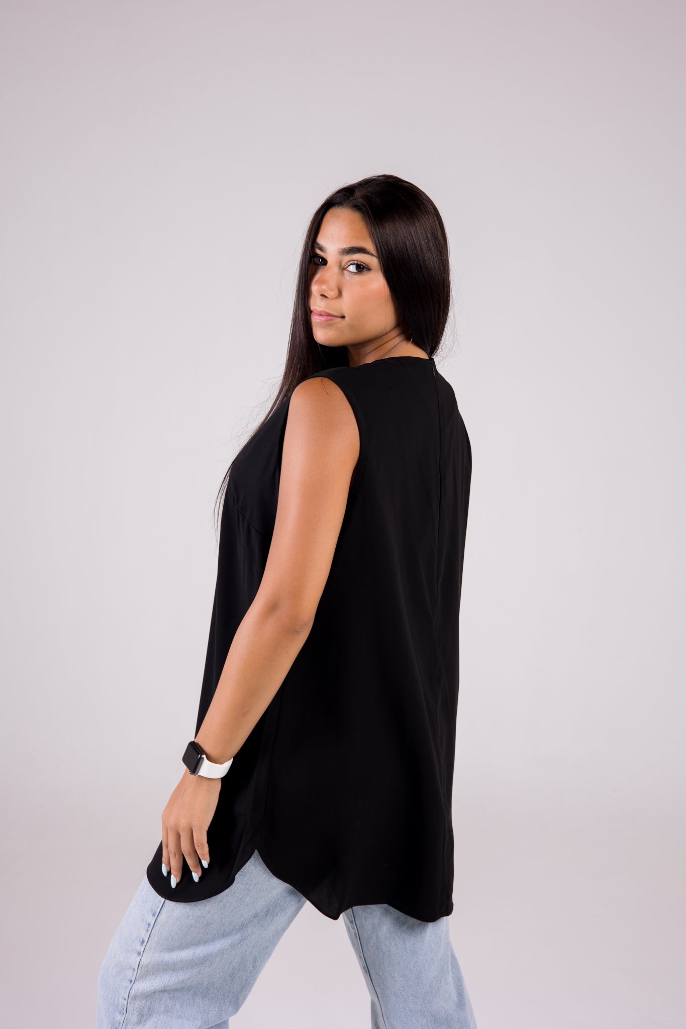 Dressy Top Medium Length Sleeveless crewneck - Monochrome