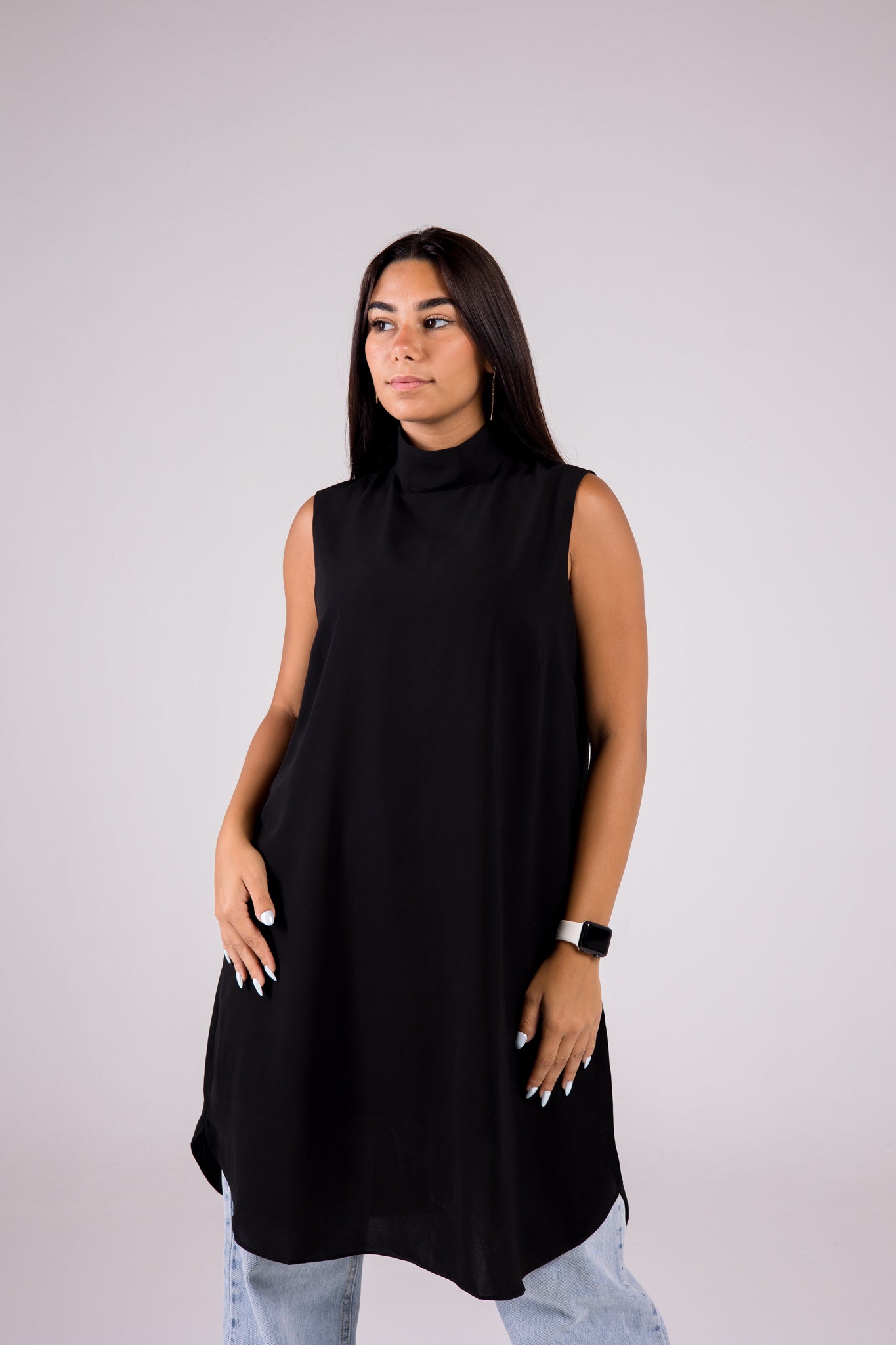 Sleeveless Crepe Turtleneck Long-length Top Monochrome