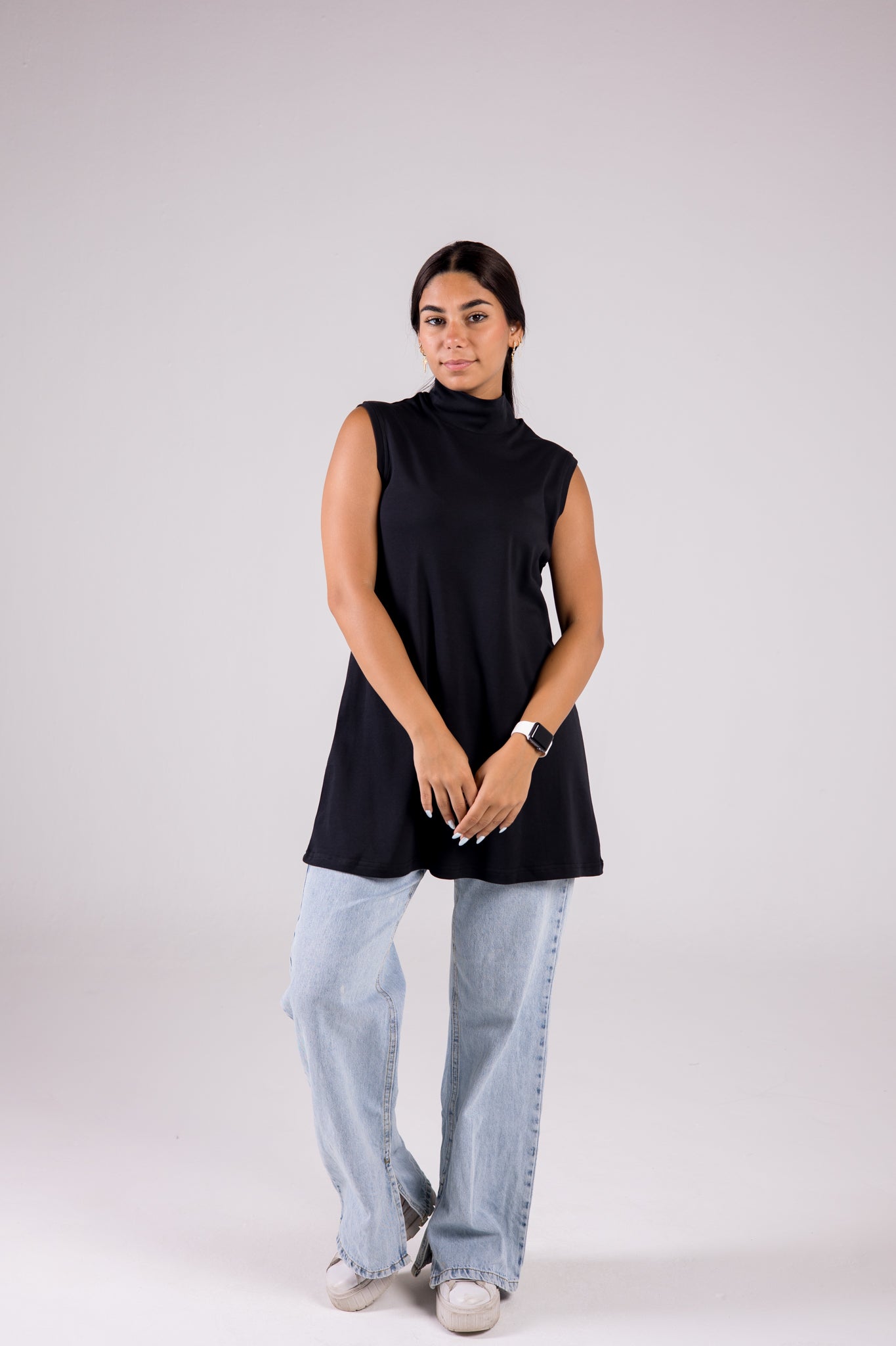 Sleeveless Cotton Turtleneck Medium-length Top Monochrome