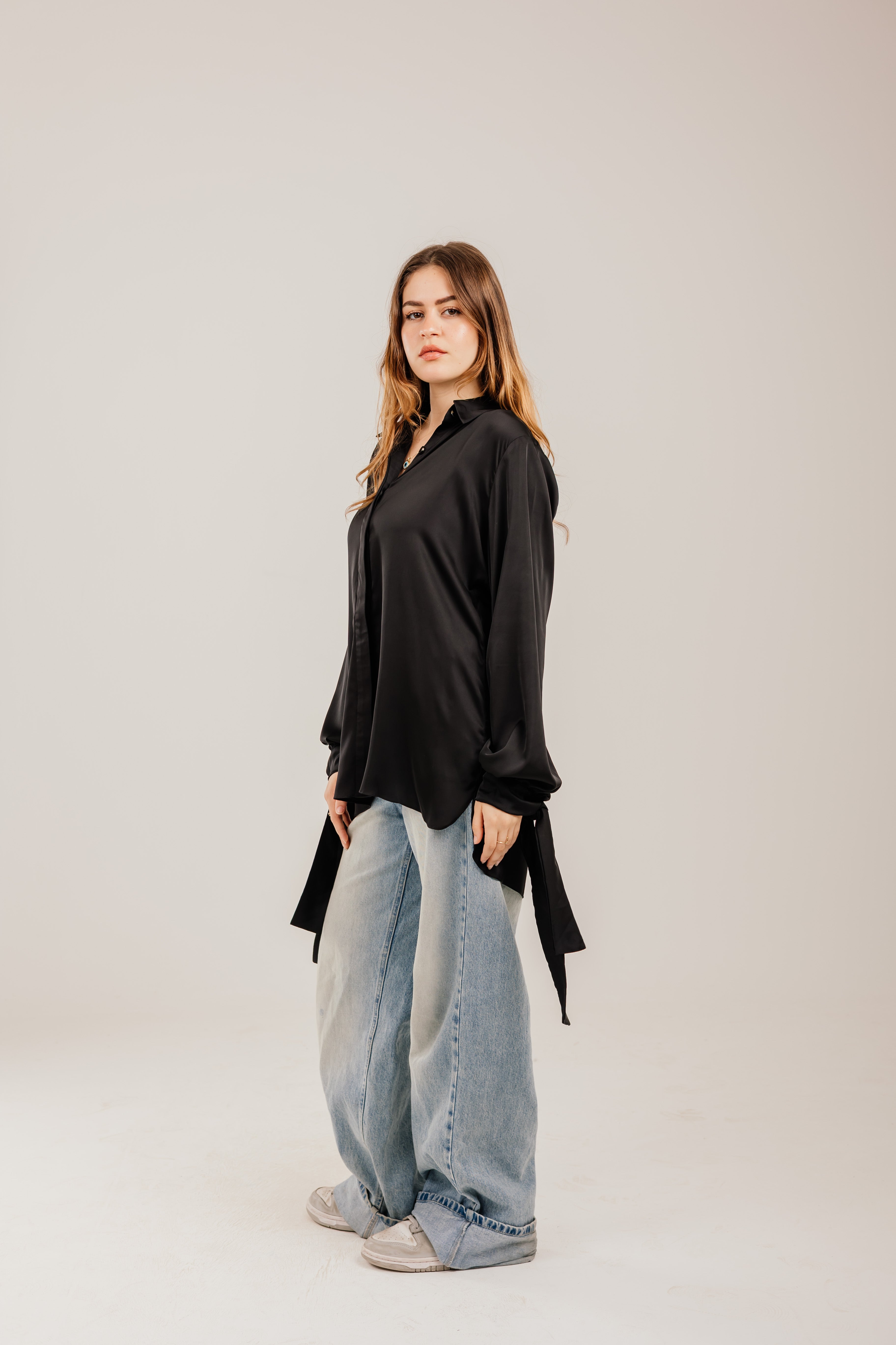 Puff-Sleeve Shirt with Ribbon