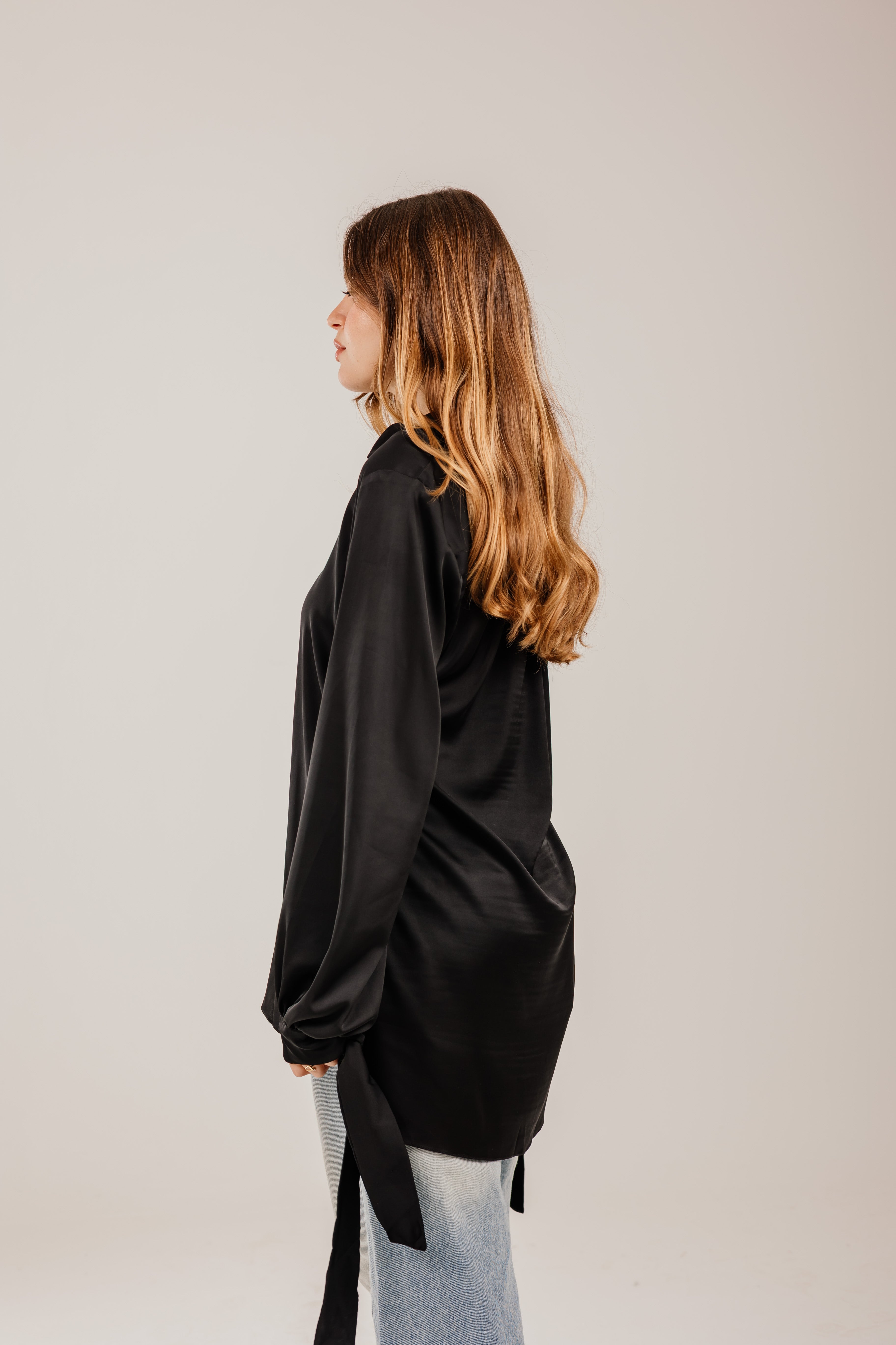 Puff-Sleeve Shirt with Ribbon