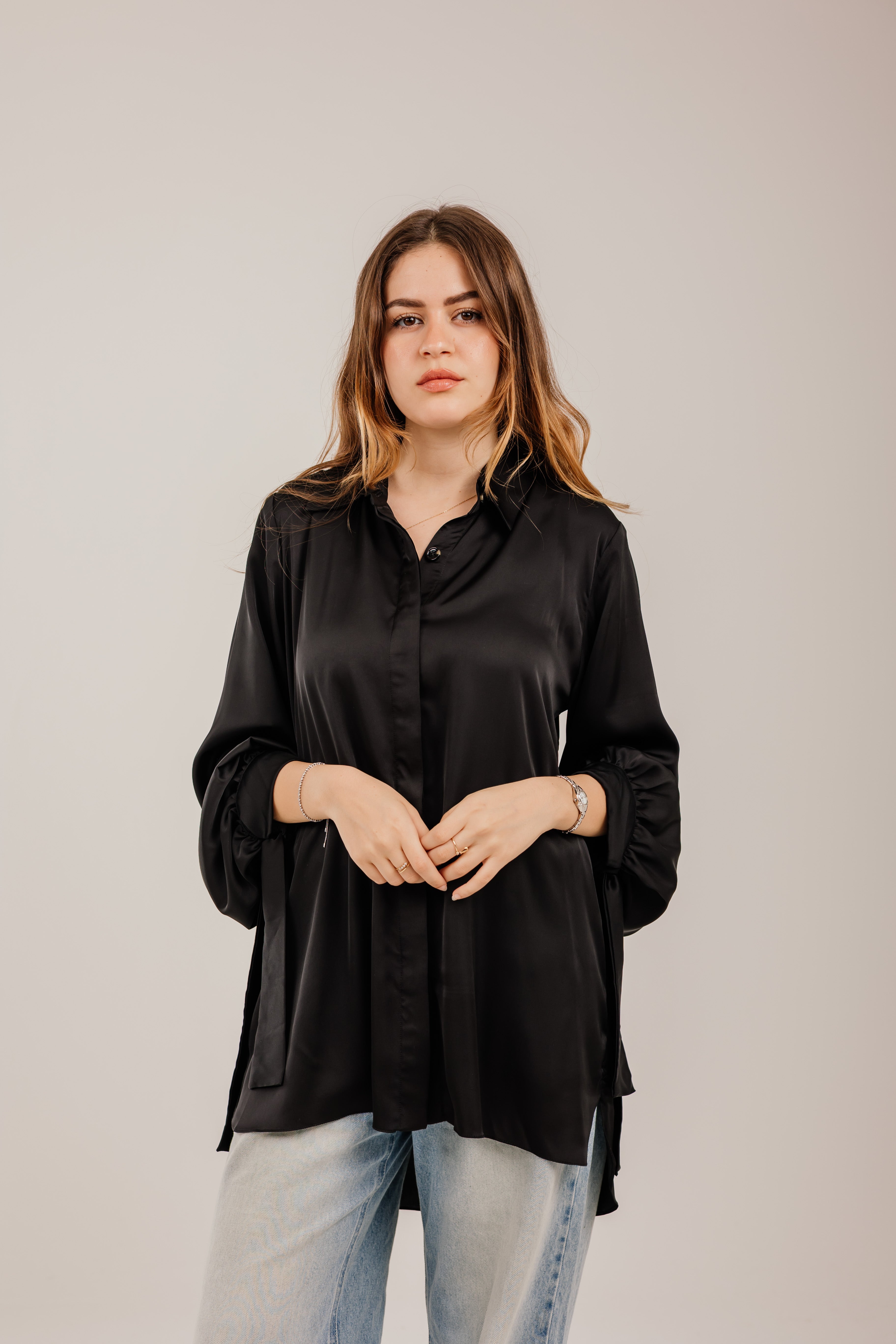 Puff-Sleeve Shirt with Ribbon