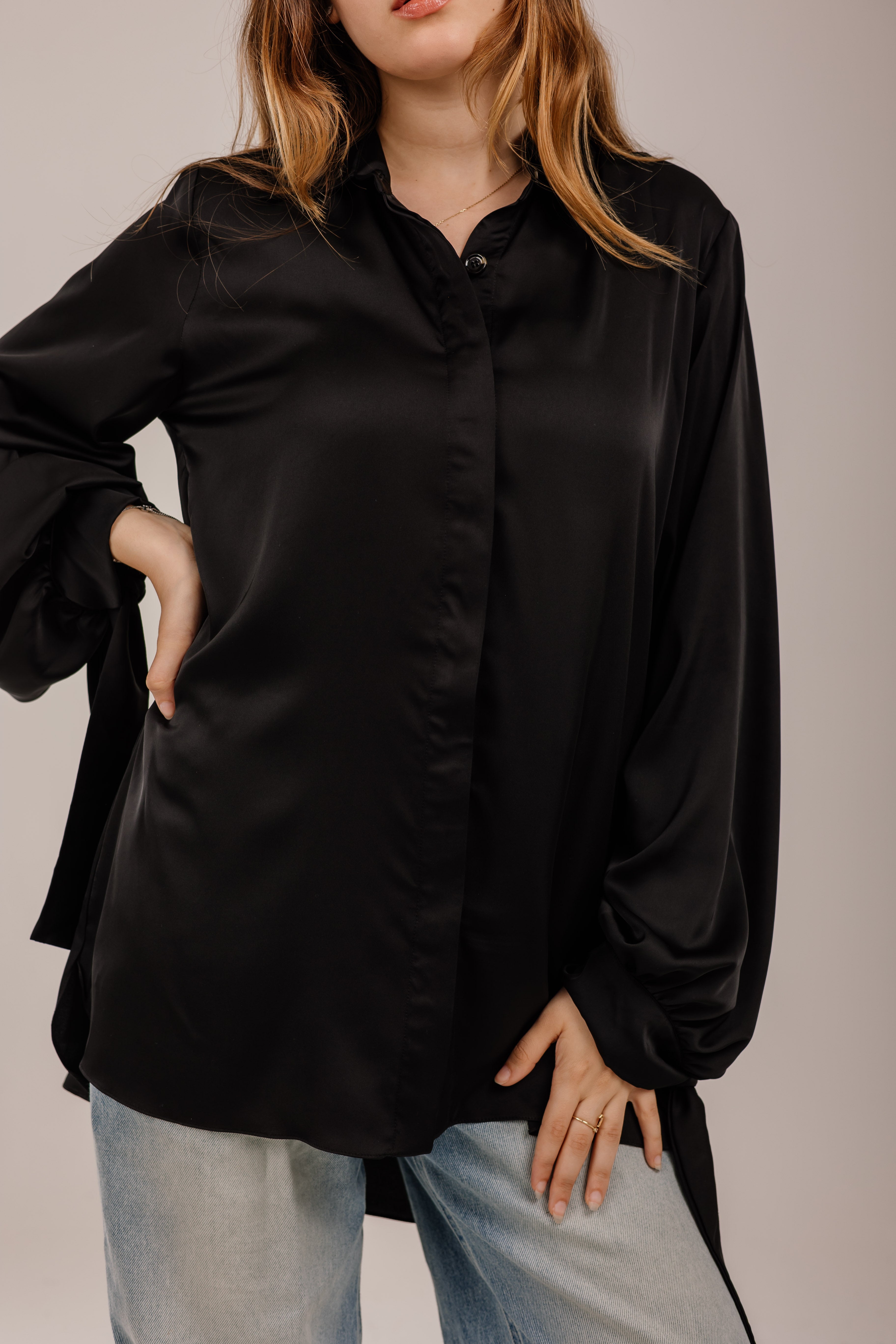 Puff-Sleeve Shirt with Ribbon